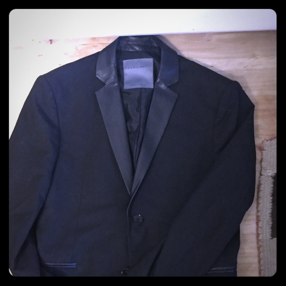 Zara Men’s Suite Jacket